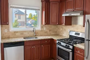 94 Union Ave, Amityville, NY 11701 - Photo 3