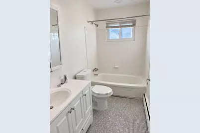 94 Union Avenue, Amityville, NY 11701 - Photo 11
