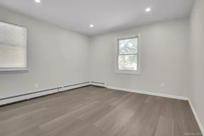 130 Auborn Avenue, Shirley, NY 11967 - Photo 27