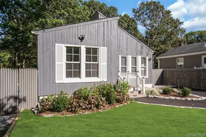 130 Auborn Avenue, Shirley, NY 11967 - Photo 5
