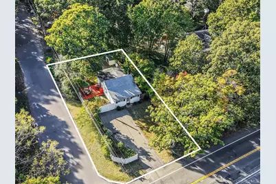 60 S Evergreen Drive, Selden, NY 11784 - Photo 15