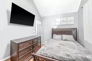 60 S Evergreen Dr, Selden, NY 11784 - Photo 5