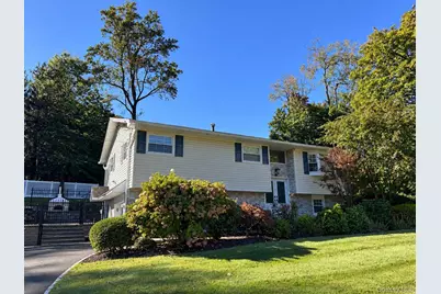 34 East Street, West Nyack, NY 10994 - Photo 1