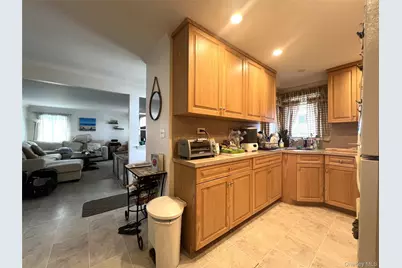 66 Buffalo Avenue #Lower, Long Beach, NY 11561 - Photo 3