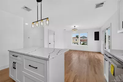 265 Roosevelt Avenue, Freeport, NY 11520 - Photo 23