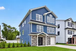 265 Roosevelt Ave, Freeport, NY 11520 - Photo 3