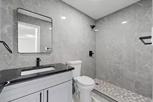 157-15 110th Ave, Jamaica, NY 11433 - Photo 9