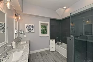 31 Huntington Bay Rd, Huntington, NY 11743 - Photo 19