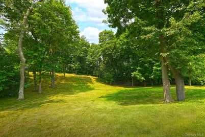 31 Huntington Bay Road, Huntington, NY 11743 - Photo 33