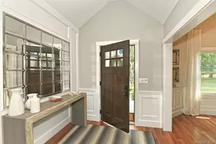 31 Huntington Bay Rd, Huntington, NY 11743 - Photo 5