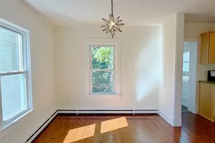 92 School St, Oyster Bay, NY 11771 - Photo 5