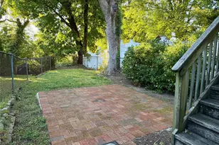 92 School St, Oyster Bay, NY 11771 - Photo 13