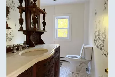 92 School Street, Oyster Bay, NY 11771 - Photo 9