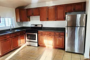 481 E 53rd St, Brooklyn, NY 11203 - Photo 9