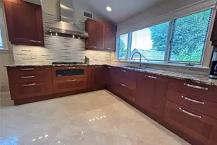 37-09 222nd St, Bayside, NY 11361 - Photo 19