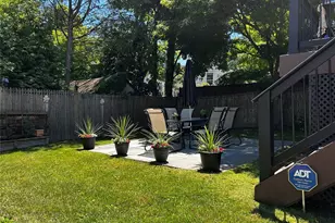 37-09 222nd St, Bayside, NY 11361 - Photo 27
