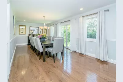 752 Kensington Court, Westbury, NY 11590 - Photo 11