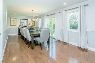 752 Kensington Ct, Westbury, NY 11590 - Photo 11