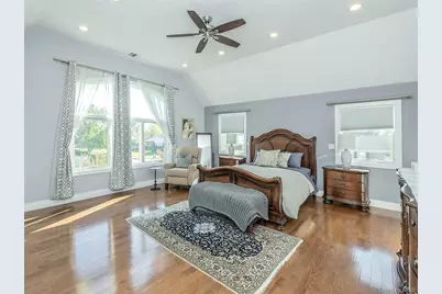 752 Kensington Court, Westbury, NY 11590 - Photo 23