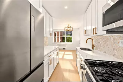 1300 Midland Avenue #C26, Yonkers, NY 10704 - Photo 17