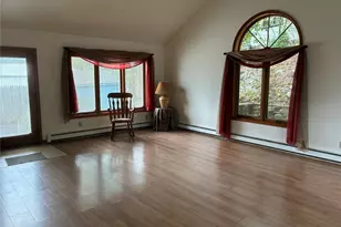 22 Farnum St, Port Jervis, NY 12771 - Photo 13