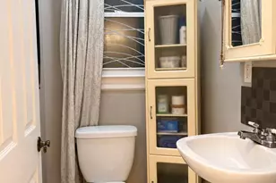 105-07 223rd St, Queens Village, NY 11429 - Photo 17