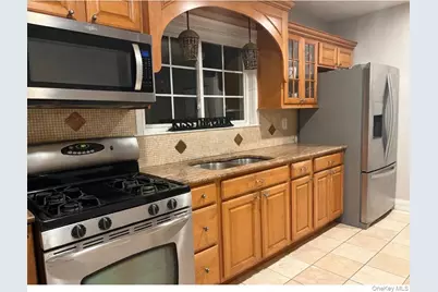 10507 223rd Street, Queens Village, NY 11429 - Photo 11