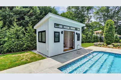 99 Beach Road, Westhampton Beach, NY 11978 - Photo 33