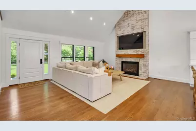 99 Beach Road, Westhampton Beach, NY 11978 - Photo 11
