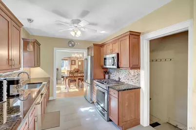 36 William Street, Malverne, NY 11565 - Photo 19