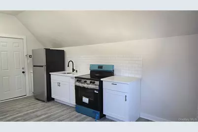 48 S Clinton Street, Poughkeepsie, NY 12601 - Photo 5