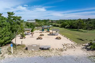 26 Bull Pasture Ln, East Hampton, NY 11937 - Photo 43