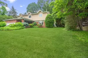 44 Sandy Hollow Rd, Port Washington, NY 11050 - Photo 3