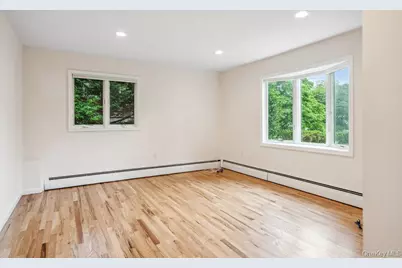 44 Sandy Hollow Road, Port Washington, NY 11050 - Photo 7