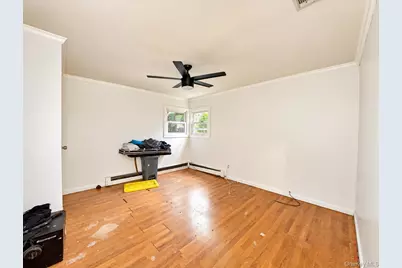 25 Urban Drive, Selden, NY 11784 - Photo 9