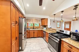 25 Urban Dr, Selden, NY 11784 - Photo 3