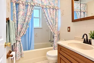 82-44 263rd St, Glen Oaks, NY 11004 - Photo 11