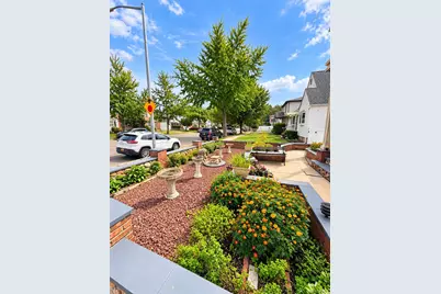 82-44 263rd Street, Glen Oaks, NY 11004 - Photo 3