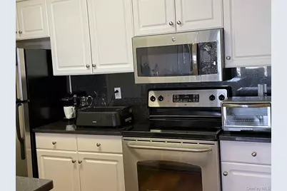 100 New Roc City Place #417, New Rochelle, NY 10801 - Photo 5