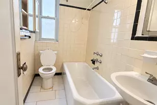 2160 Bronx Park Park, Bronx, NY 10462 - Photo 7