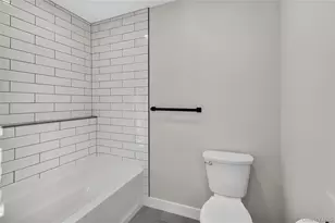 135 Viola St, Wallkill, NY 12589 - Photo 29
