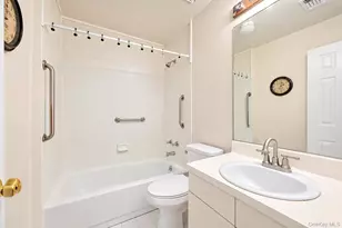 41 Maple Wing Dr, Central Islip, NY 11722 - Photo 17