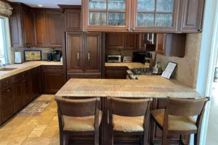 2 W Hillover Rd, Hampton Bays, NY 11946 - Photo 11