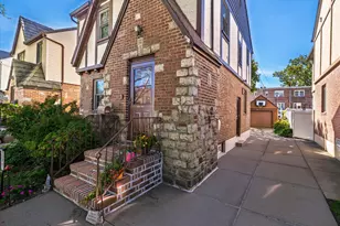 60-50 69th Ln, Maspeth, NY 11378 - Photo 3