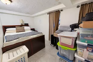 23-34 Ocean Crest Blvd, Far Rockaway, NY 11691 - Photo 31
