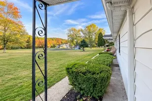 635 South St, Highland, NY 12528 - Photo 3