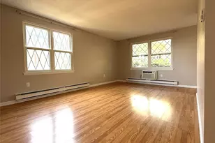 571 Sierra Vista Ln, Valley Cottage, NY 10989 - Photo 9