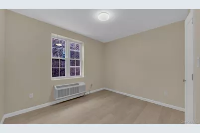 955 E 229th Street, Bronx, NY 10466 - Photo 17