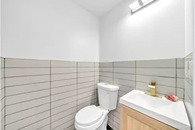 219 E 238th Street, Bronx, NY 10470 - Photo 29
