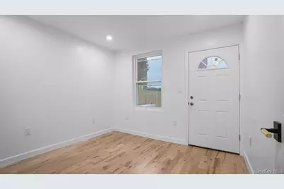 1737 Popham Avenue, Bronx, NY 10453 - Photo 9